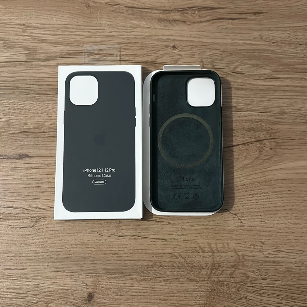 Silicone used iPhone 12 Pro case